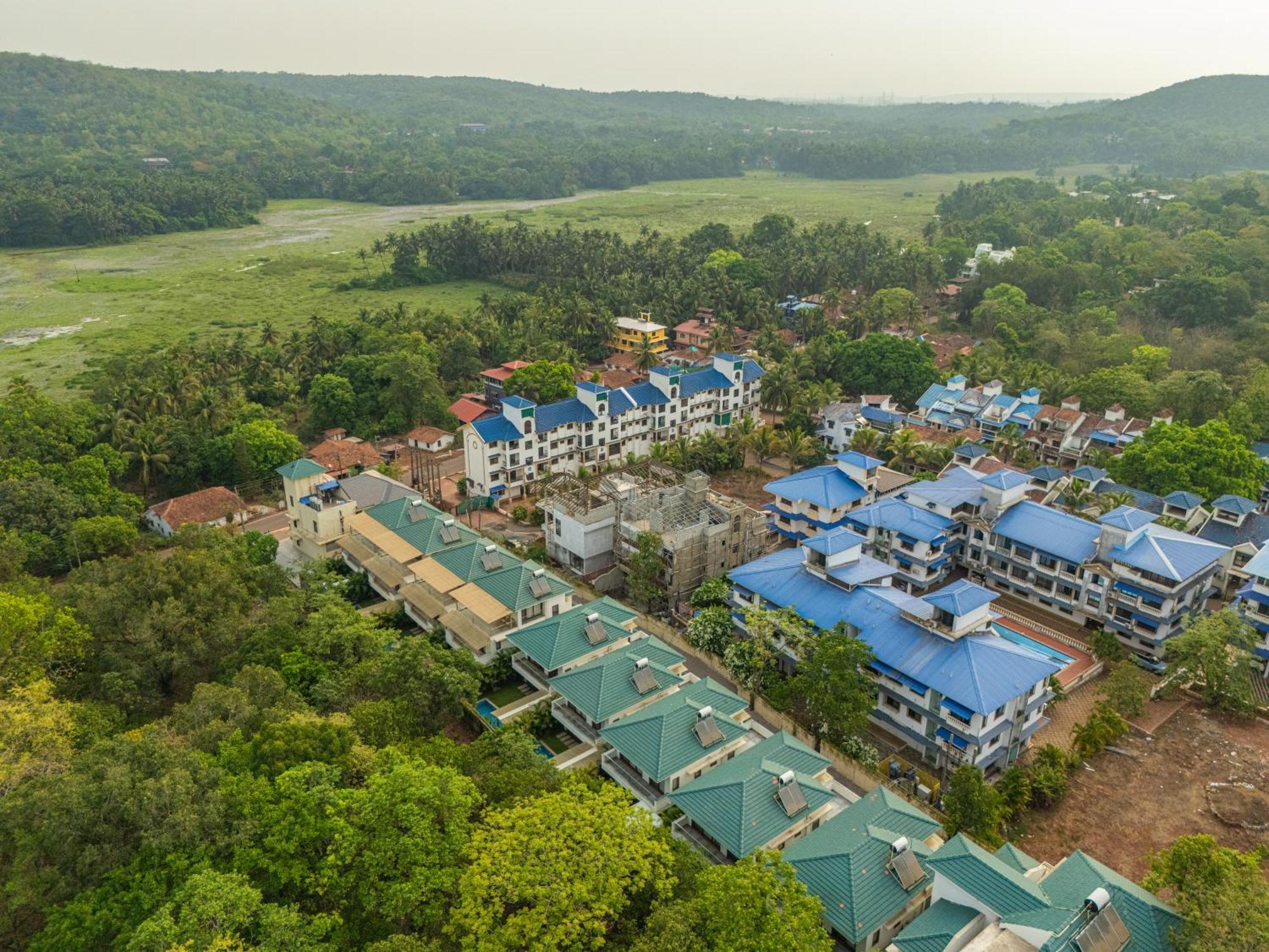 Elivaas 3 Bhk With Pvt Pool - Azalea Villa Siolim Eksteriør billede