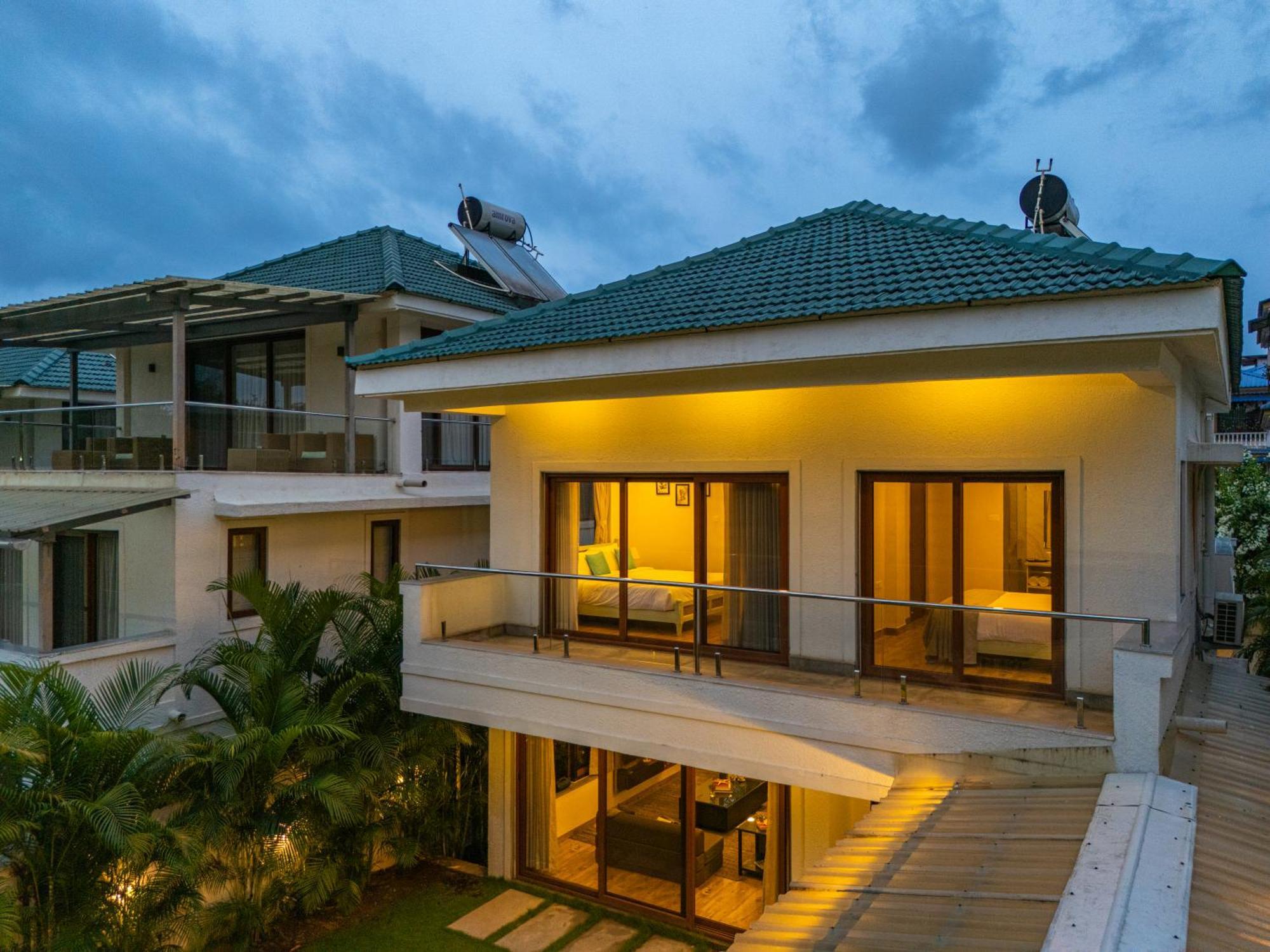 Elivaas 3 Bhk With Pvt Pool - Azalea Villa Siolim Eksteriør billede