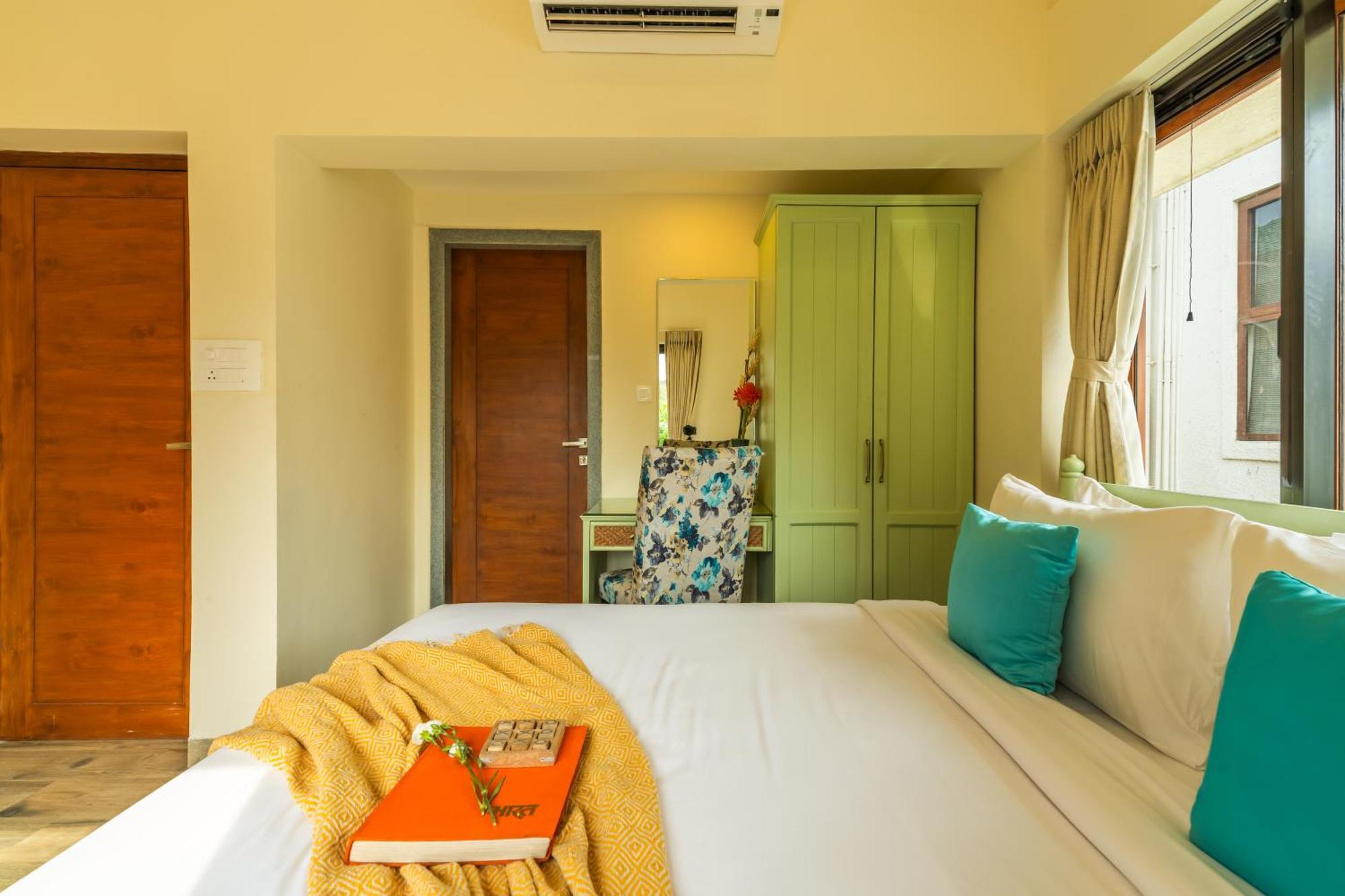 Elivaas 3 Bhk With Pvt Pool - Azalea Villa Siolim Eksteriør billede