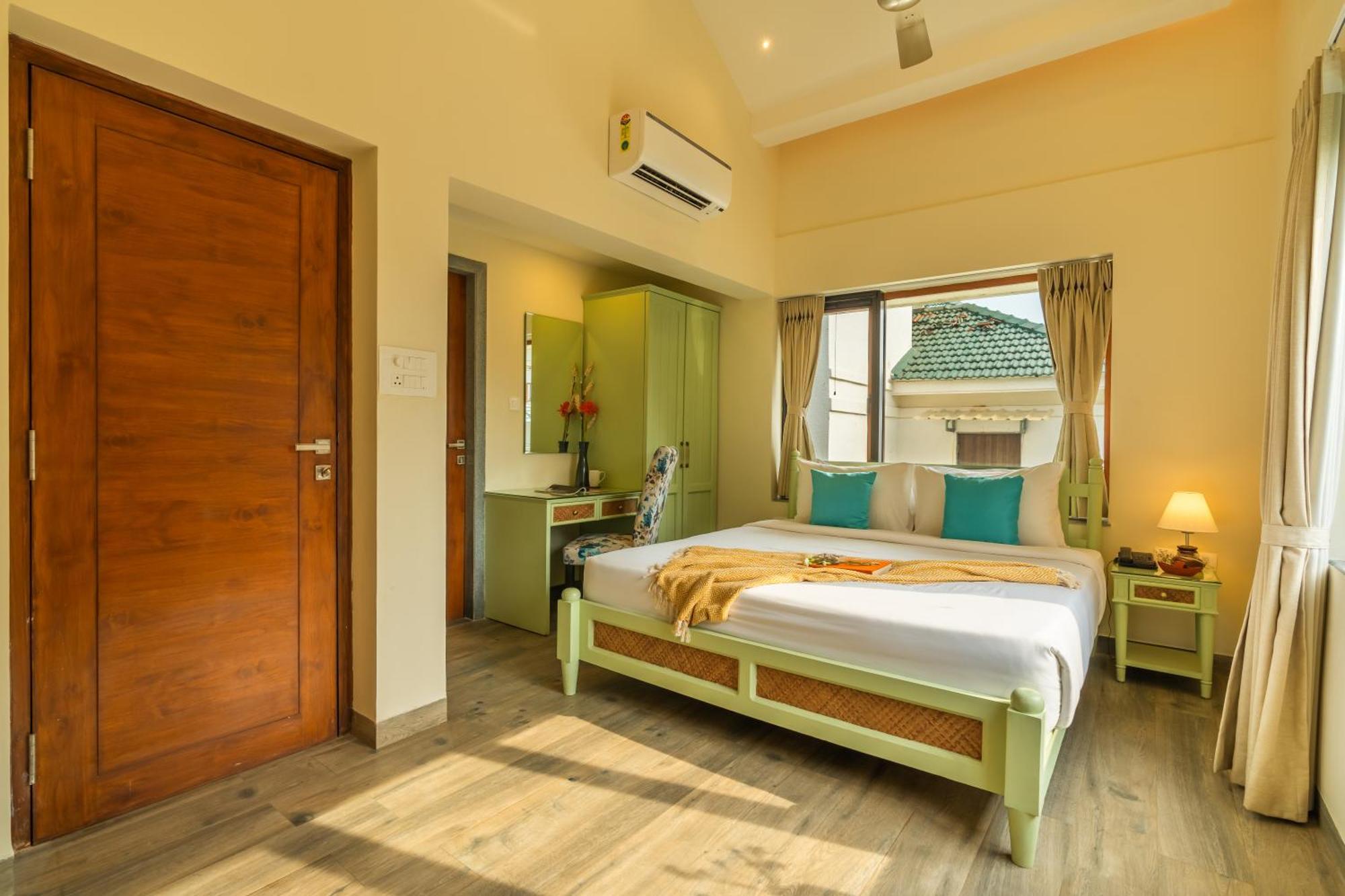 Elivaas 3 Bhk With Pvt Pool - Azalea Villa Siolim Eksteriør billede