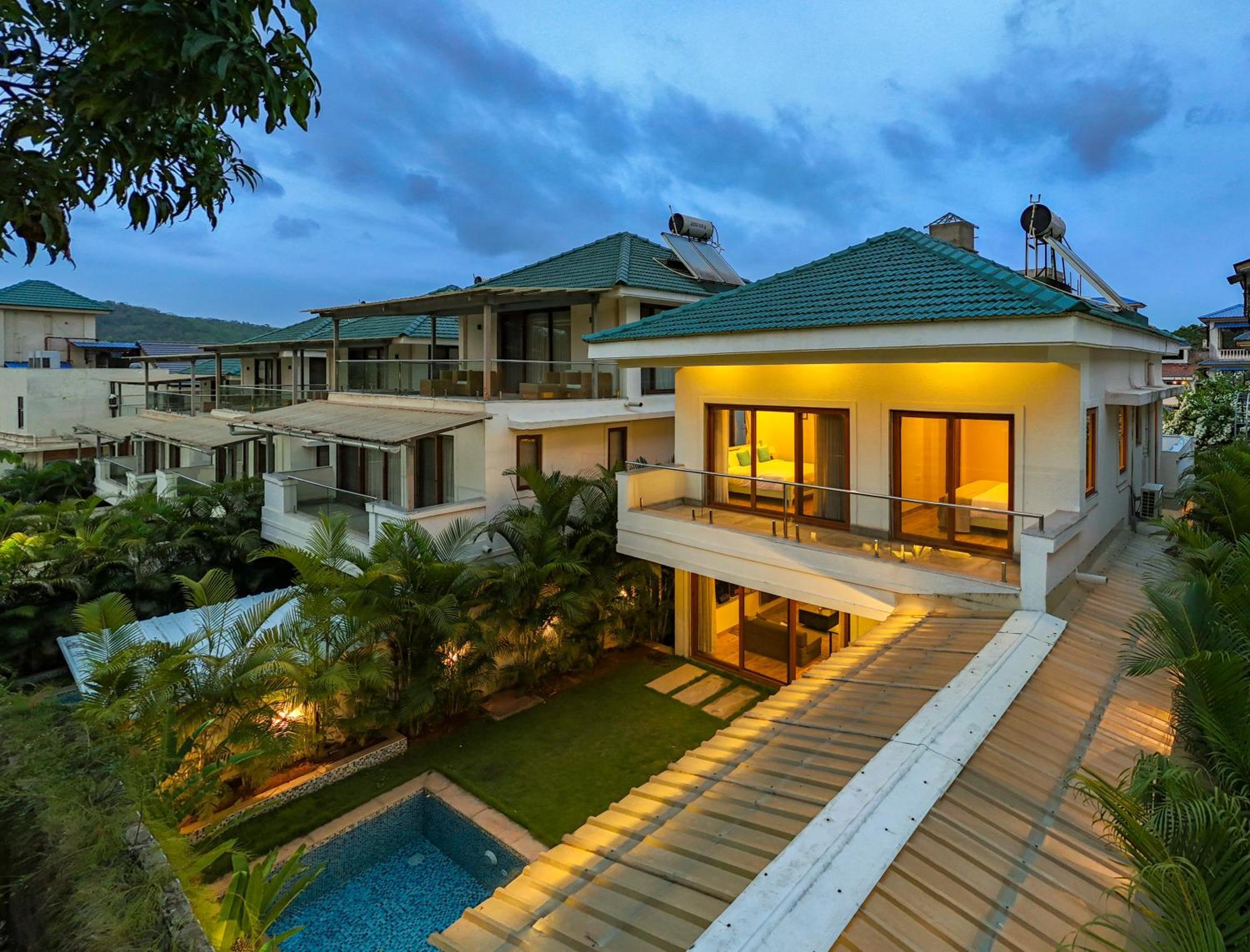 Elivaas 3 Bhk With Pvt Pool - Azalea Villa Siolim Eksteriør billede